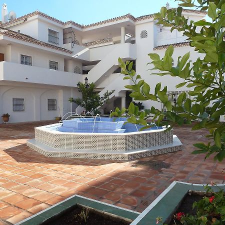 Apartamentos Pueblo Quinta Benalmádena Dış mekan fotoğraf