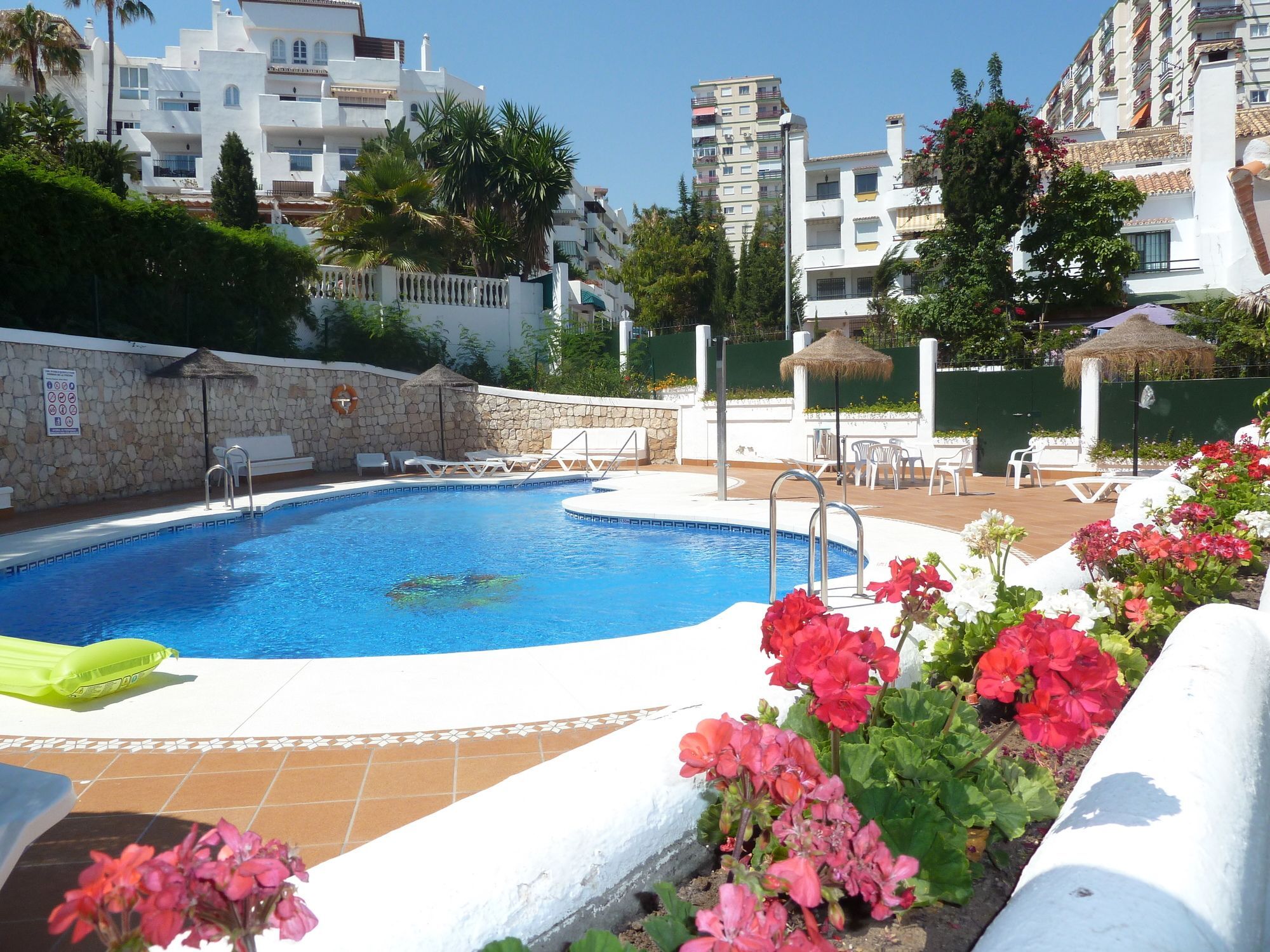 Apartamentos Pueblo Quinta Benalmádena Dış mekan fotoğraf